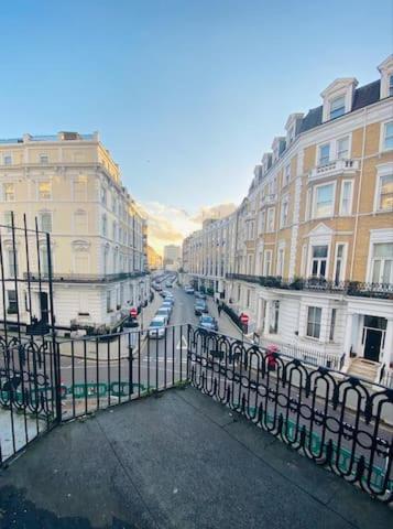 St. George'S Apartments ลอนดอน ภายนอก รูปภาพ